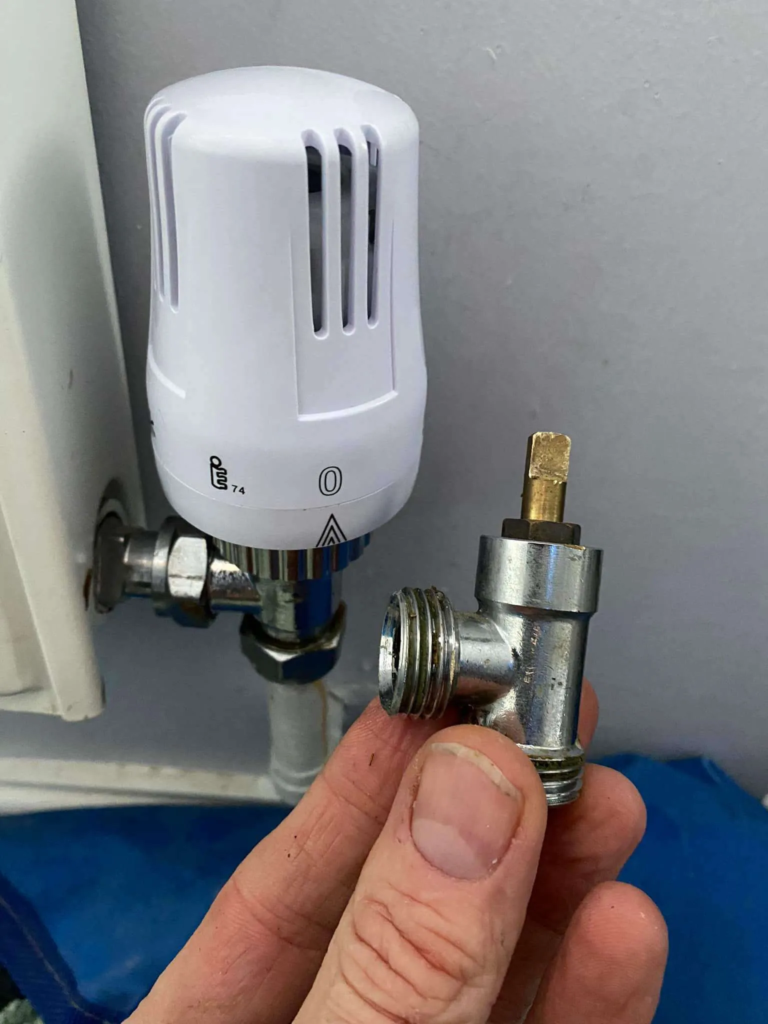 Radiator Thermostat Valve Installation